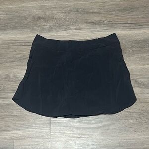 Outdoor Voices Small Skort Black Exercise 3" Mini Athletic Gold Tennis Stretch